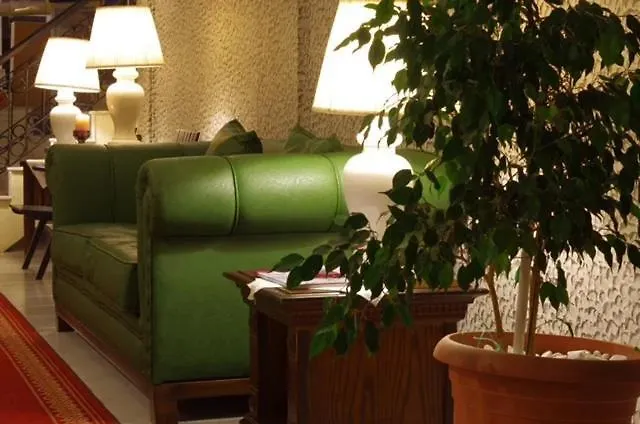 Karadede Otel Çeşme