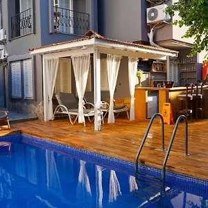  Otel Kekik Alacati (adults Only)